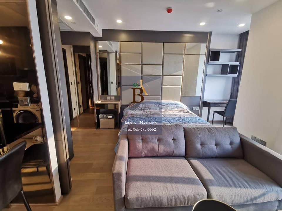 Ashton Chula - Silom