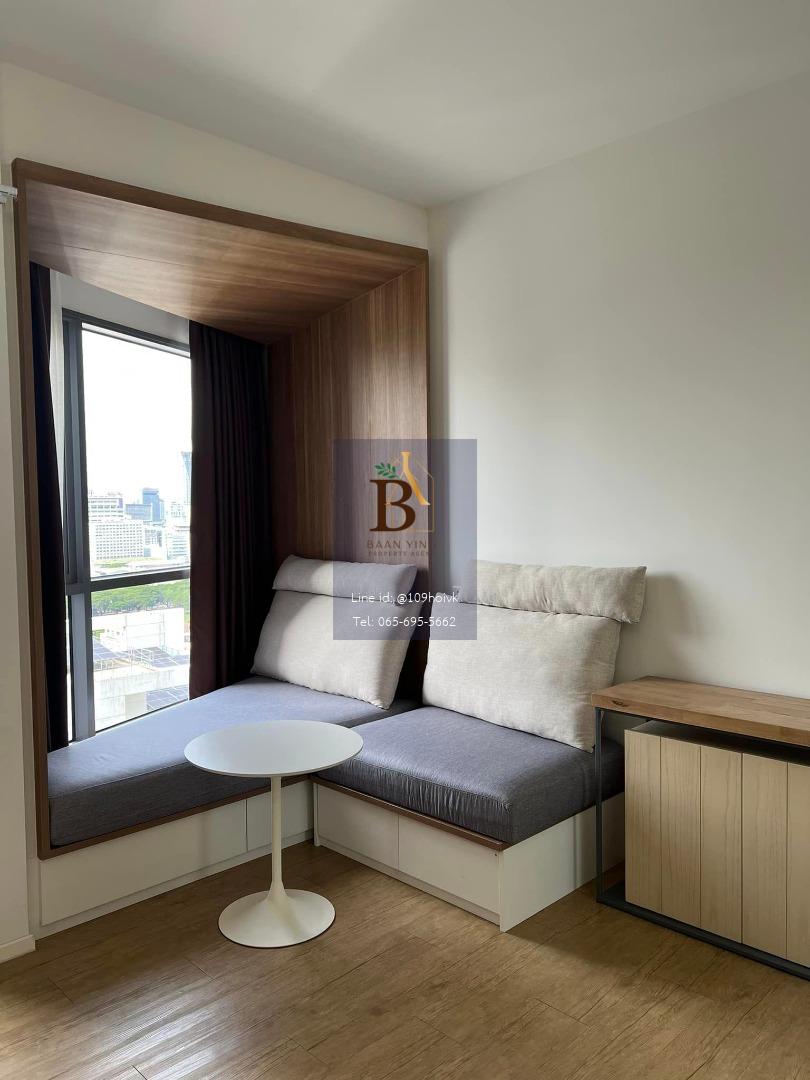 คอนโด Triple Y Residence ชั้นล่างเป็นห้างสามย่านมิตรทาวน์