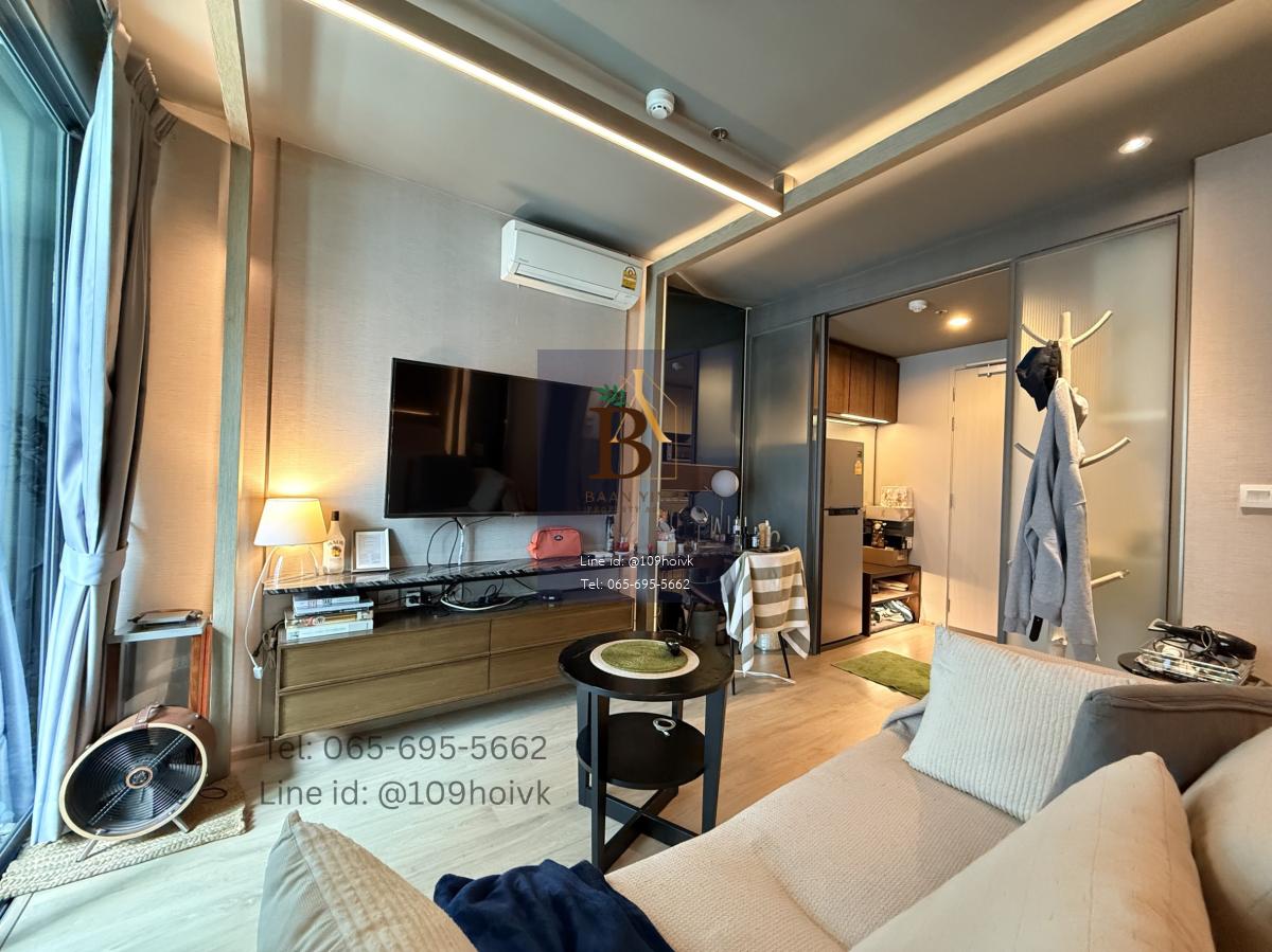 ห้องสวยมาก บิ้ลท์อินให้เต็มห้อง ทำใหม่ทั้งหมด วิวสระว่ายน้ำ