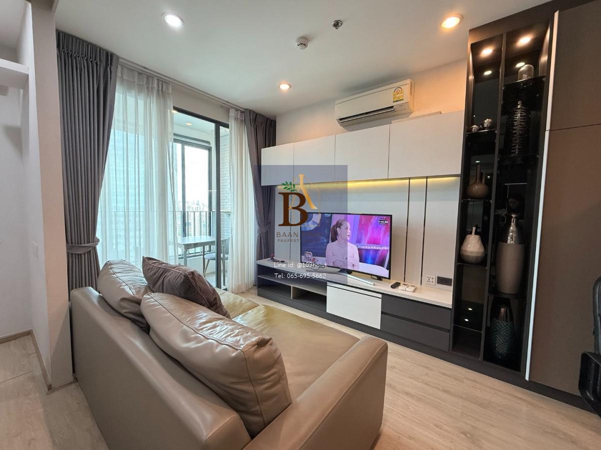 ห้องสวยหรูบิ้วอินทั้งห้อง เตียงใหญ่คิงไซส์นอนสบาย