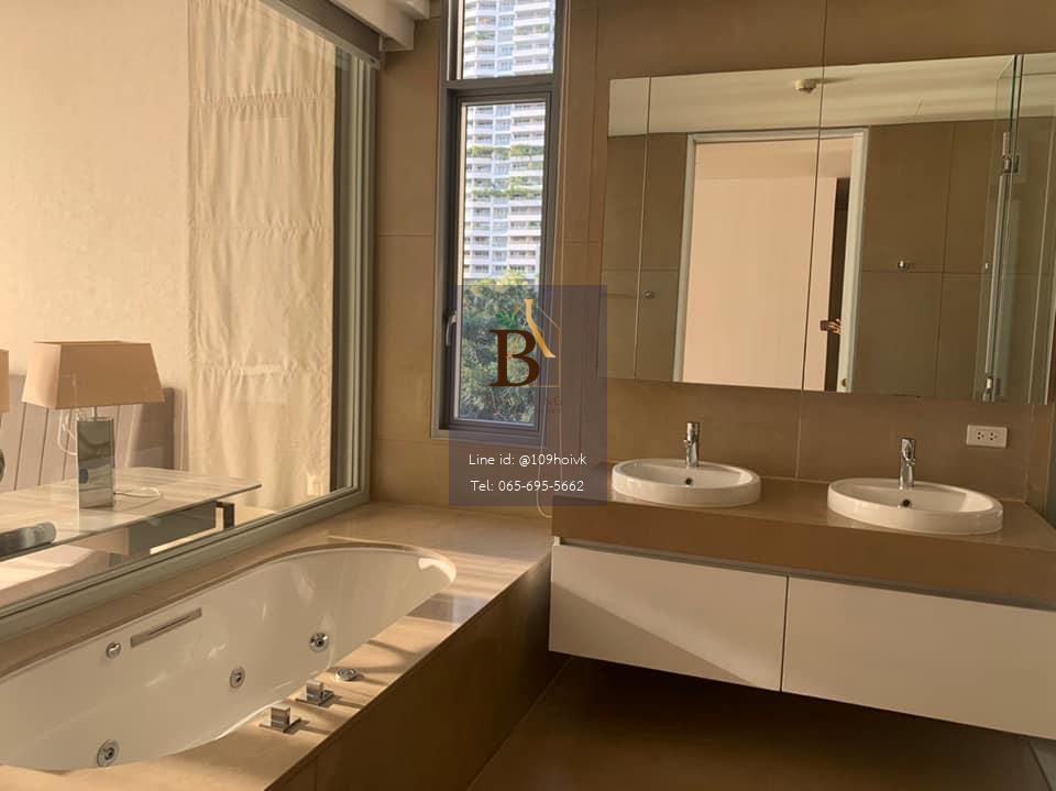 Luxurious 3 Bedroom Condo for Rent in Sathorn (area 230 sq.m.)