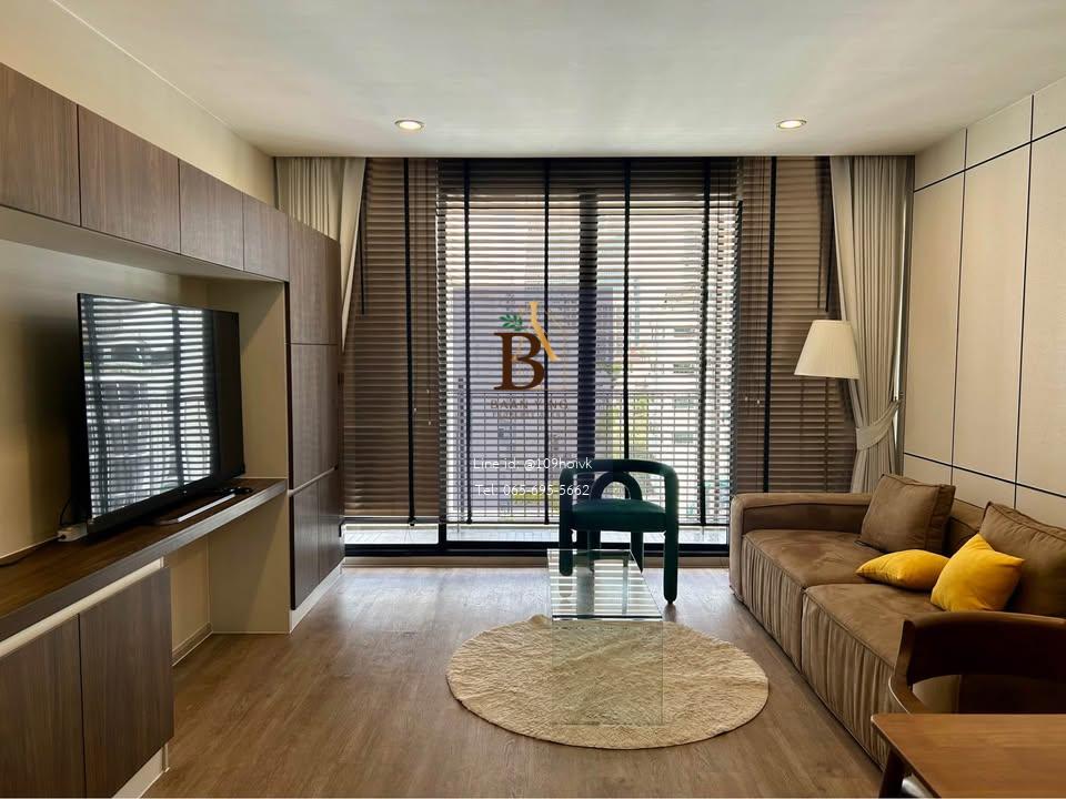 1 Bed condo near Lumpini park & Benchakitti park