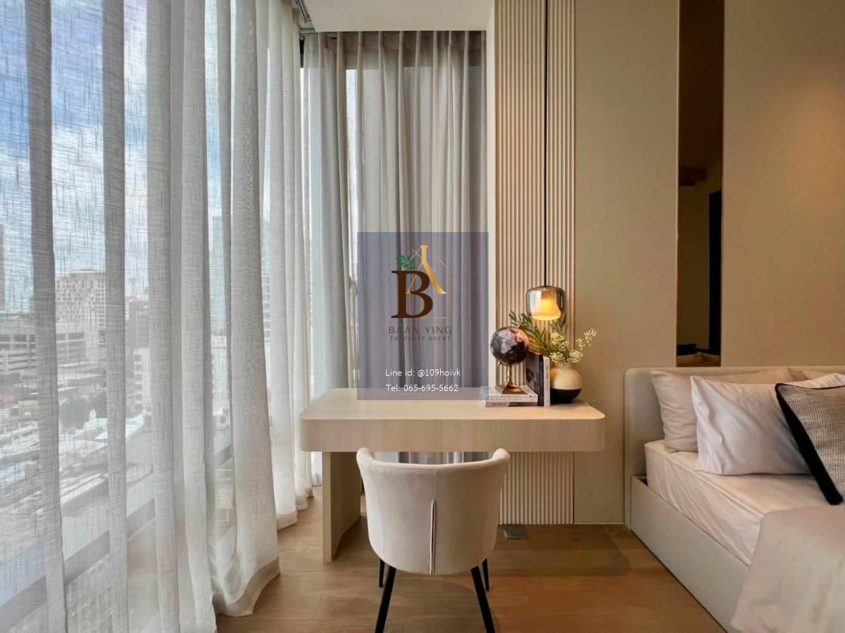 𝐀𝐬𝐡𝐭𝐨𝐧 𝐒𝐢𝐥𝐨𝐦 1-Bedroom 50sqm, with bathtub