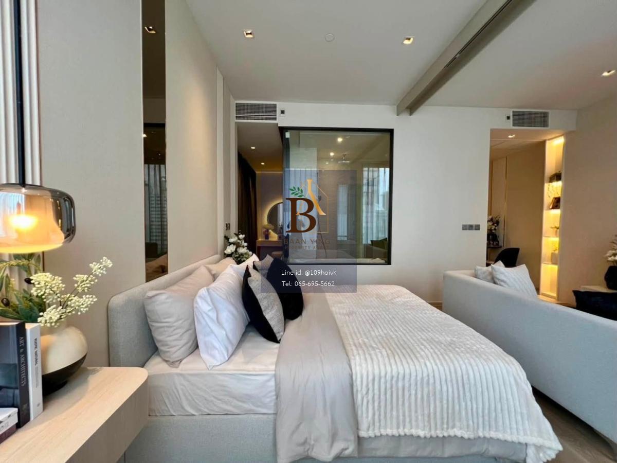 𝐀𝐬𝐡𝐭𝐨𝐧 𝐒𝐢𝐥𝐨𝐦 1-Bedroom 50sqm, with bathtub
