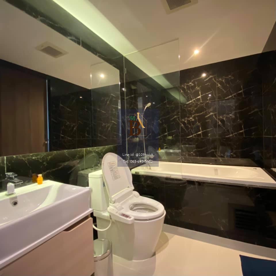 Altitude Samyan silom
