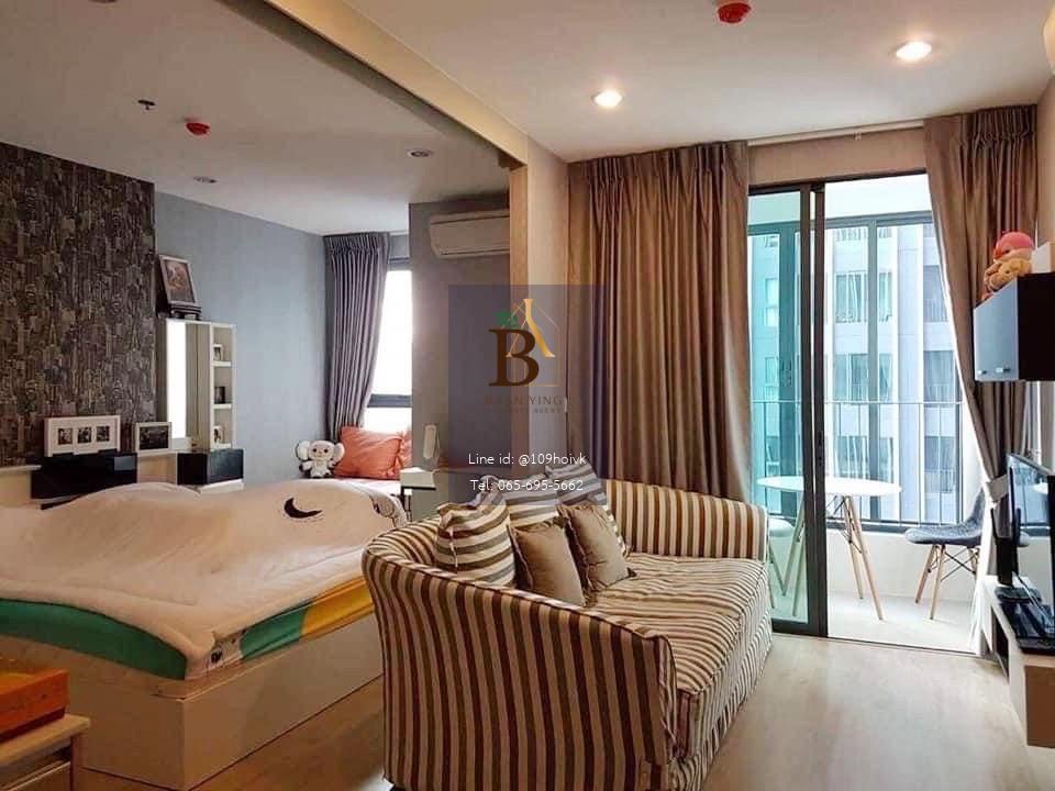 ห้องสวยวิวสระ ชั้นไม่สูงมาก