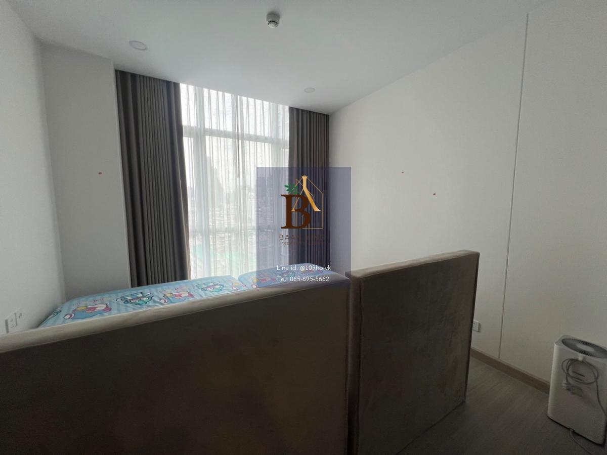 ห้องใหญ่42ตรม. ติดฟิล์มกระจกกันความร้อน