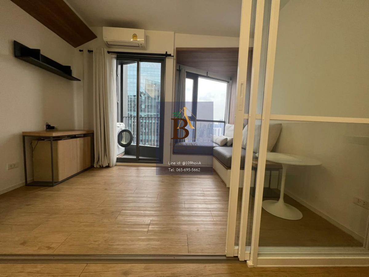 ขาย **คอนโด Triple Y Residence** สามย่านมิตรทาวน์