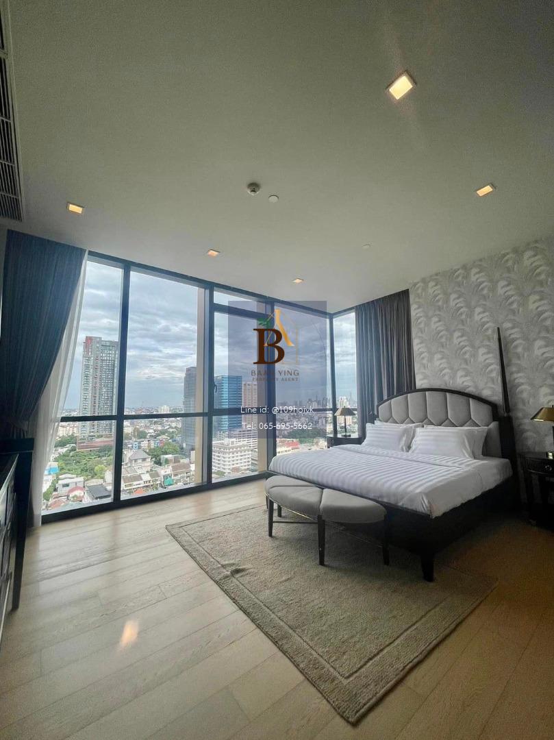 Pet-friendly Ultimate Luxury condo near BTS Thong lo , at The Monument Thong lo