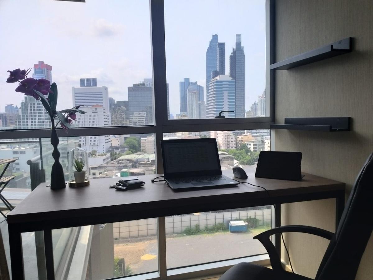 ห้องใหญ่! คอนโดเวอร์ทิค ถนนสี่พระยา คอนโดใกล้จุฬา เดินไปจุฬาได้