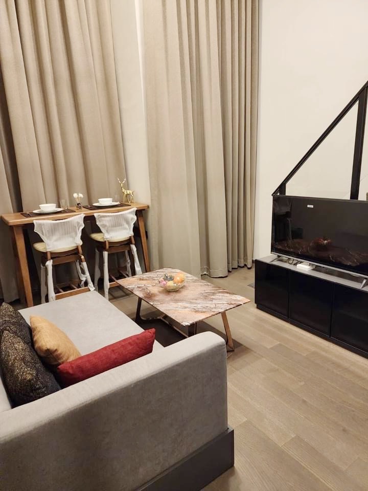 พาร์ค ออริจิ้น จุฬา-สามย่าน ห้องสองชั้น เพดานสูง