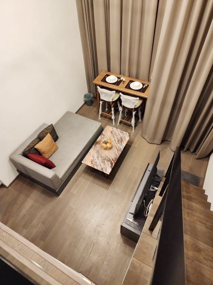 พาร์ค ออริจิ้น จุฬา-สามย่าน ห้องสองชั้น เพดานสูง