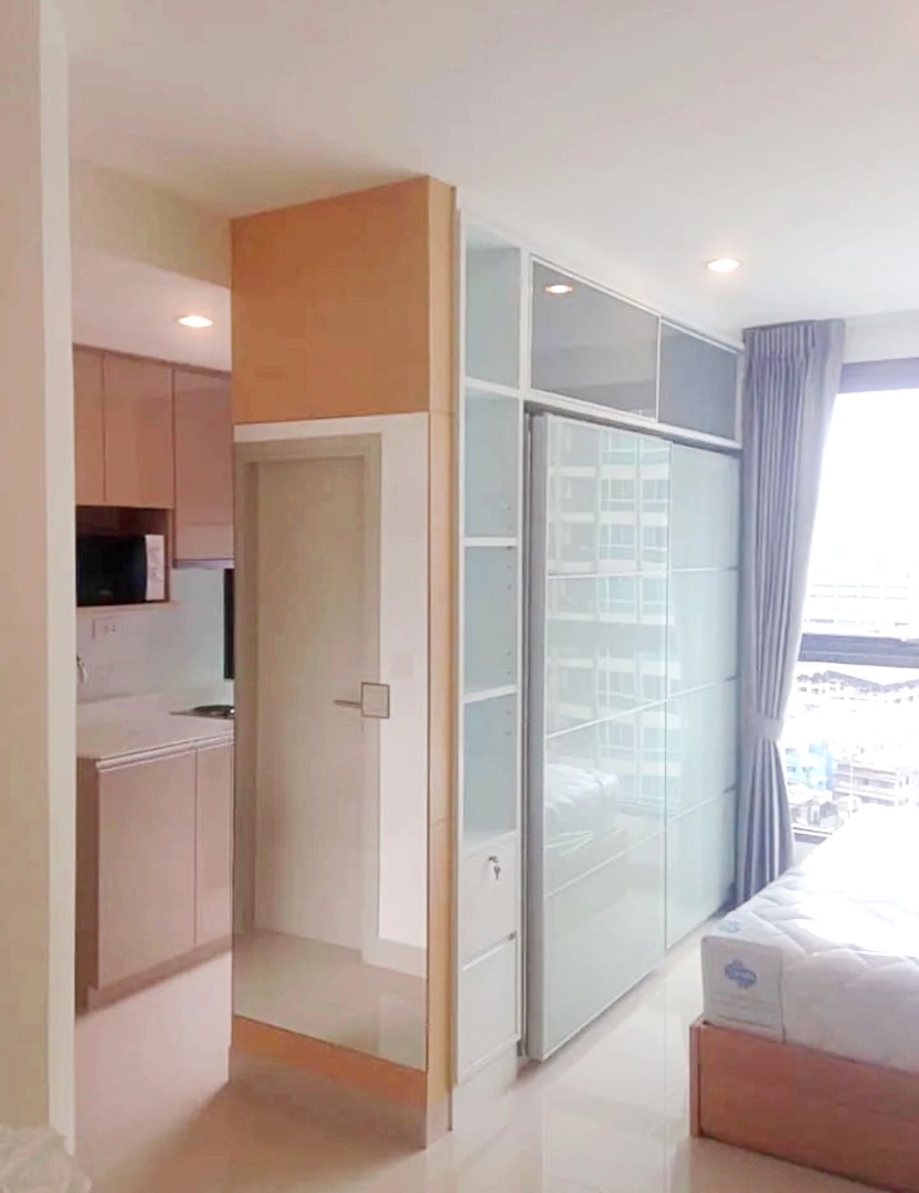 ไอดีโอ คิว จุฬา ให้เช่าห้องสตูดิโอ ราคาถูก