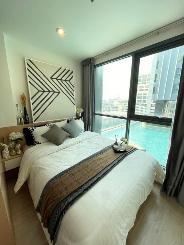 (ไม่ถึงสองหมื่น!!) ห้องวิวสระว่ายน้ำ ฟูกหนานอนสบาย แต่งครบพร้อมอยู่ค่ะ