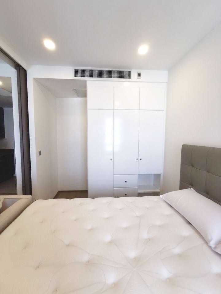 แอชตัน จุฬา สีลม ห้องว่างชั้นสูง เฟอร์ครบ (MRTสามย่าน)