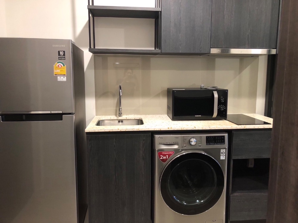 [ให้เช่า] ห้องวิวสวน แต่งสไตล์เรียบเท่ห์ เฟอร์ครบ คอนโดติดรถไฟฟ้าห้วยขวาง