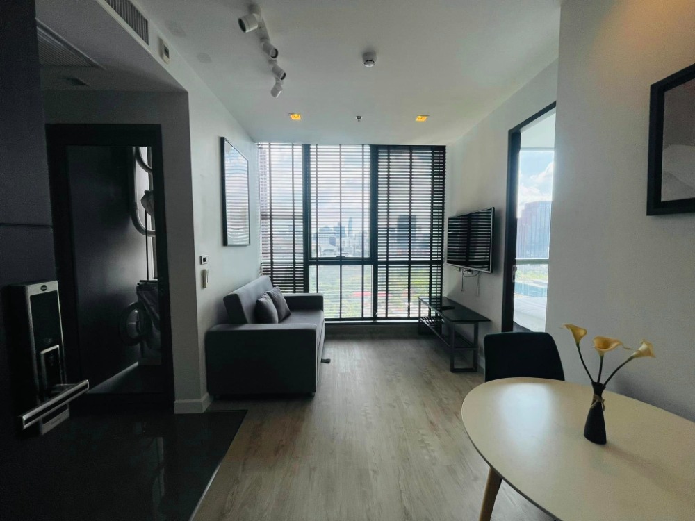 [ให้เช่า] คอนโดใจกลางเมืองใกล้ BTSราชเทวี เดินไปสยามได้ เฟอร์ครบ พร้อมลิฟท์ส่วนตัวส่งถึงหน้าห้อง