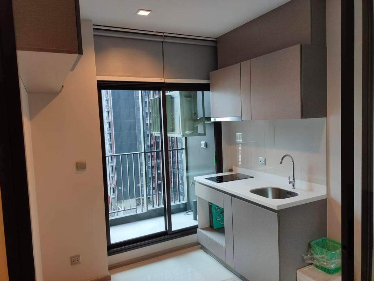 [ให้เช่า] คอนโด Life อโศก – พระราม 9 ห้องอยู่ทิศใต้ ไม่ร้อน เฟอร์นิเจอร์ครบ 