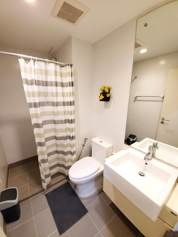 ให้เช่า  เดอะ ซี้ด มิงเกิ้ล สาทร-สวนพลู ห้องสตูดิโอ มีเฟอร์นิเจอร์ครบ ตกแต่งพร้อมอยู่ 