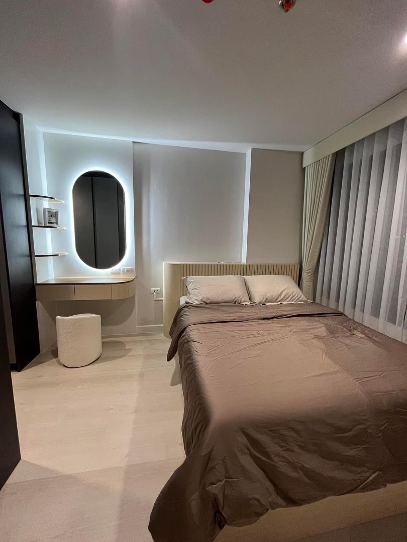 IDEO Chula Samyan ปล่อยเช่าห้องใหม่! เฟอร์นิเจอร์ใส่มาให้ครบ มีโต๊ะทำงาน