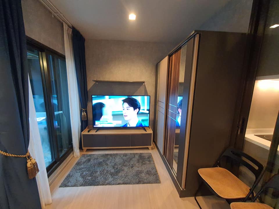 Life Asoke พระราม9 ห้องStudio ครัวปิด ชั้นสูง ลมพัดเย็นสบาย 