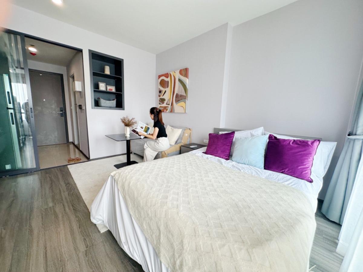 IDEO Chula Samyan 🧑‍🎓โต๊ะทำงานErgonomic, ตู้เสื้อผ้าใหญ่ เฟอร์ให้มาครบ✨