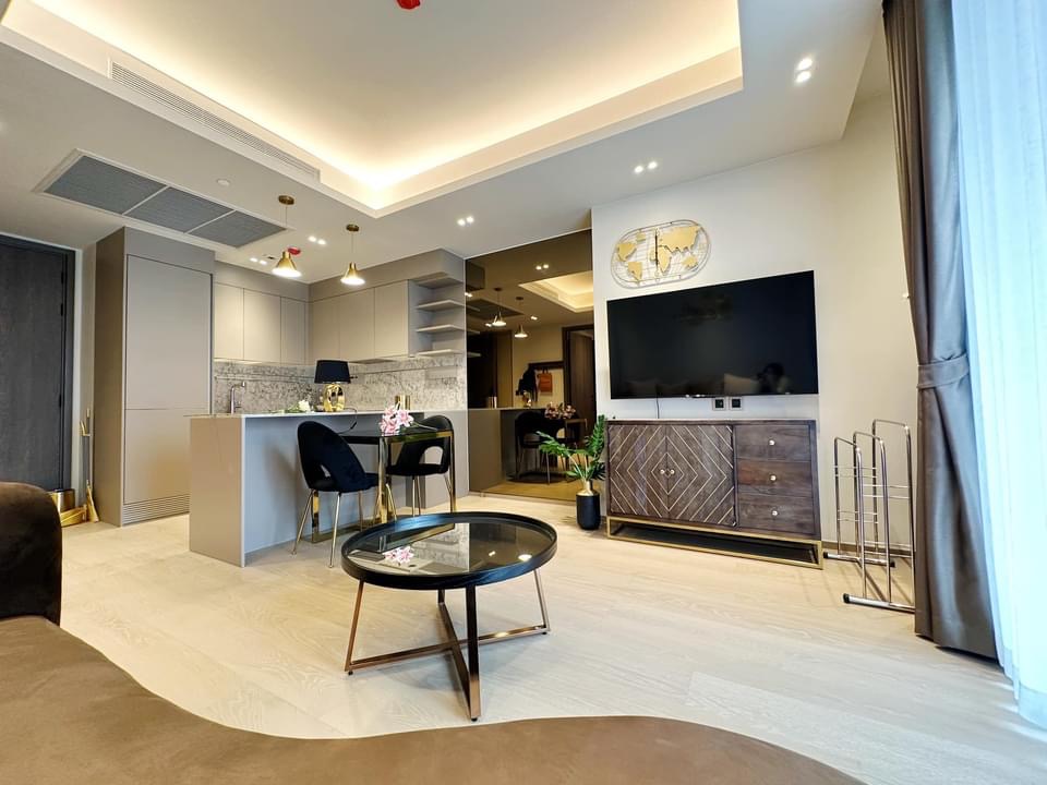 Ultra-Luxury condo in the Heart of Bangkok, near Lumpini Park FOR RENT now