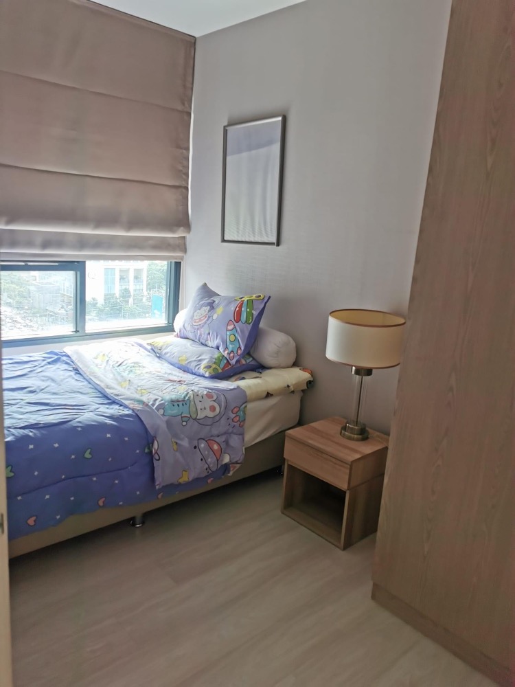 Life Asoke Condo: Modern 2BR Condo with City Views - Prime Location in Asoke