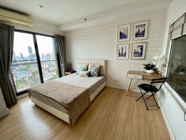 คอนโด เดอะ ซี้ด มิงเกิ้ล สาทร-สวนพลู  Loft Design เฟอร์ครบ 40ตรม. พร้อมอยู่ 