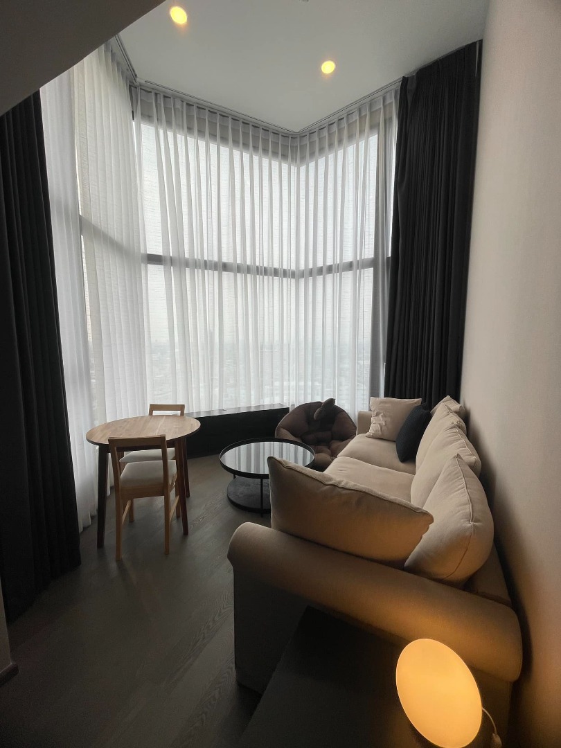 พาร์ค ออริจิ้น จุฬา-สามย่าน ห้องDuplex 2-ห้องนอน พร้อมอยู่ ส่วนกลางดีมาก 