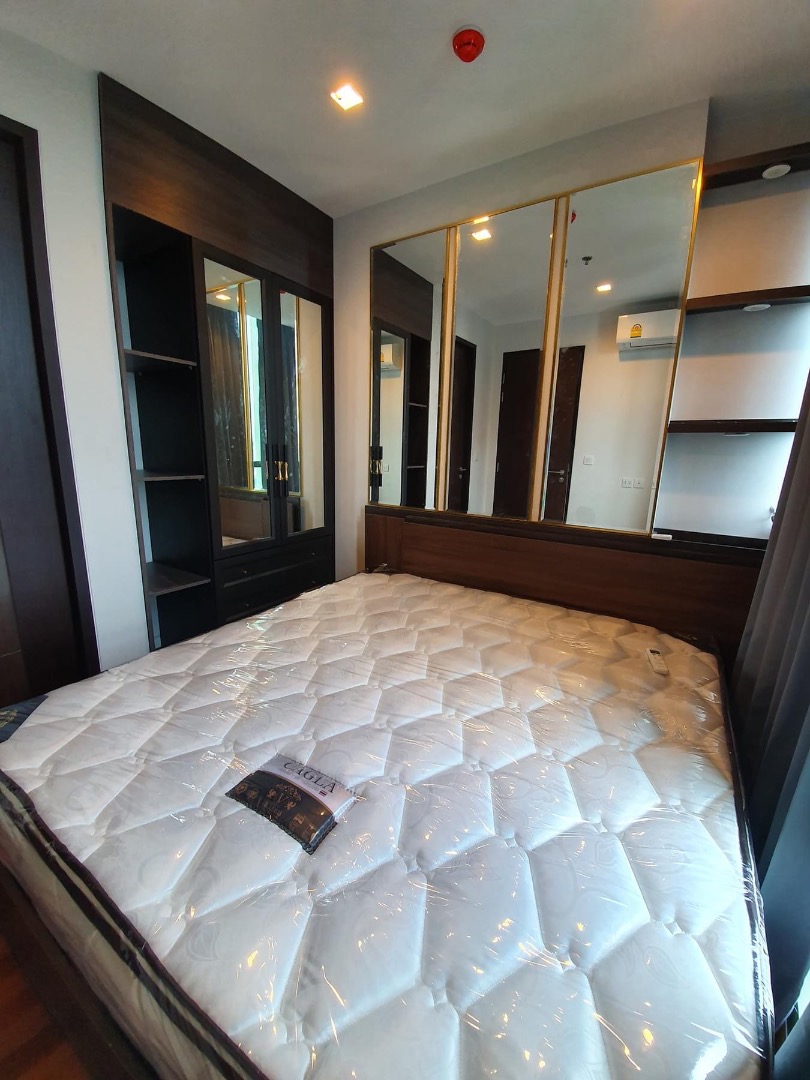 Fully furnished ใกล้รถไฟฟ้า ไม่ต้องข้ามถนน