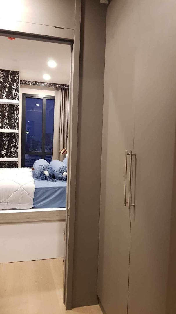 Ashton Chula - Silom