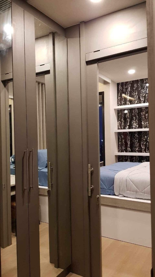 Ashton Chula - Silom