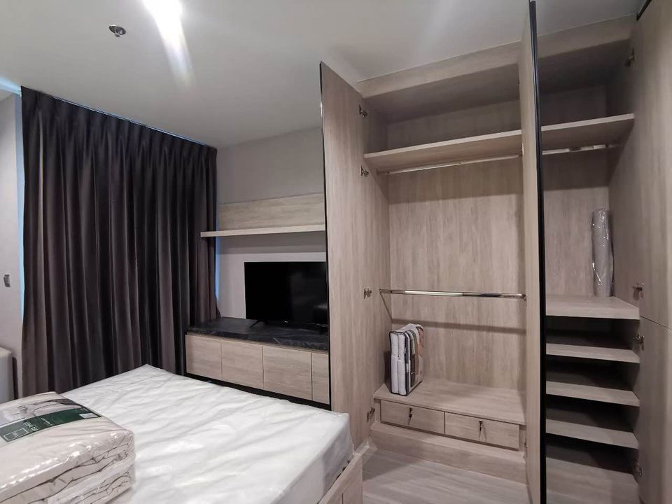 ไลฟ์ ลาดพร้าว 