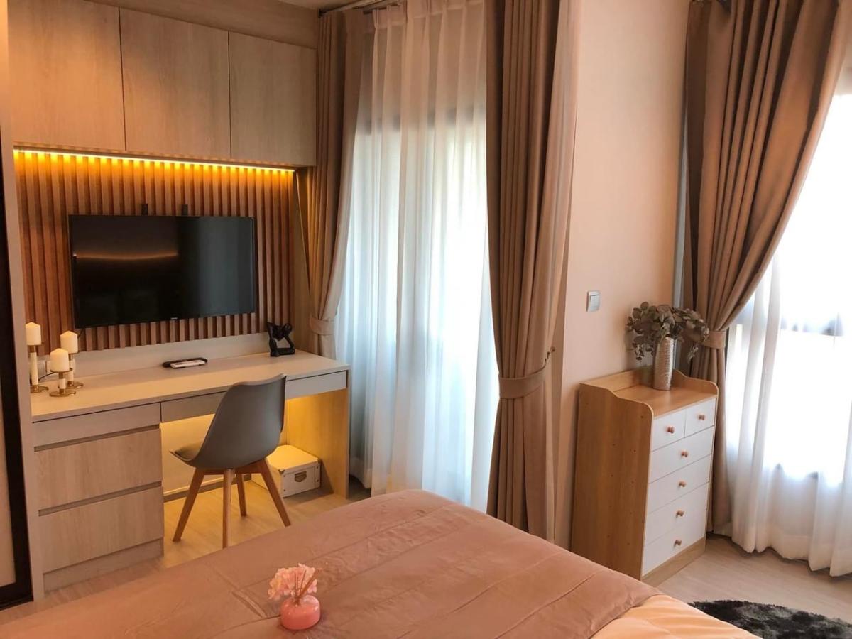 Life Asoke Rama 9 / ไลฟ์ อโศก พระราม 9