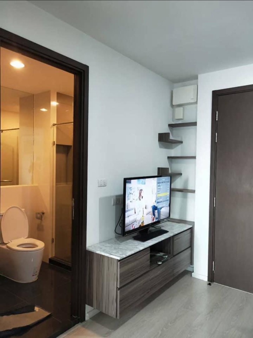 Rhythm Sathorn Narathiwas ใกล้ BTS ช่องนนทรี 