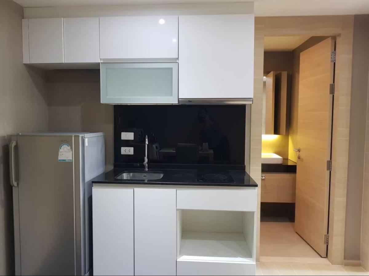 Klass Silom condo