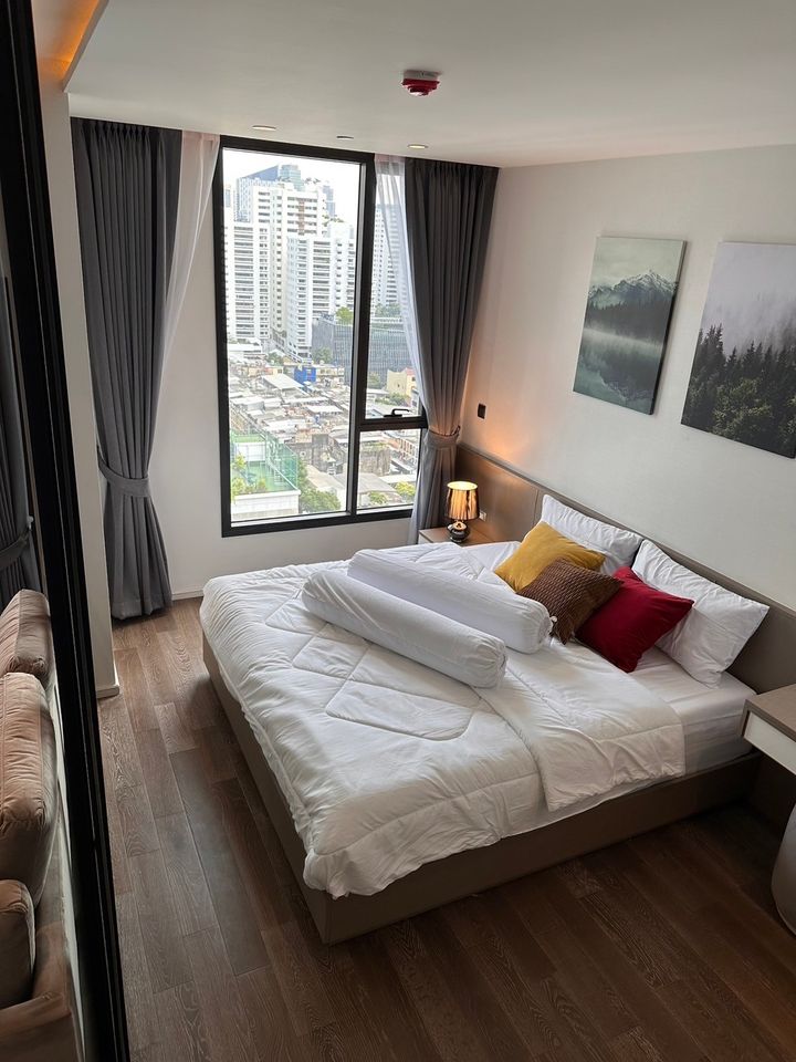 Pet-Friendly** MUNIQ Sukhumvit 23 condo
