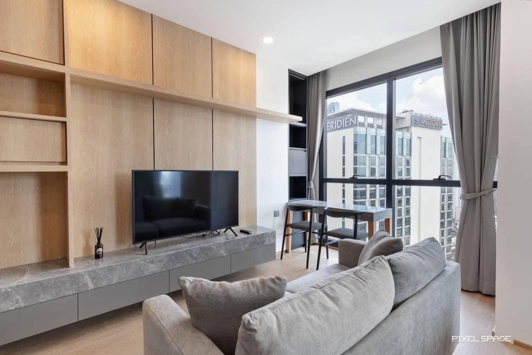 Ashton Chula - Silom