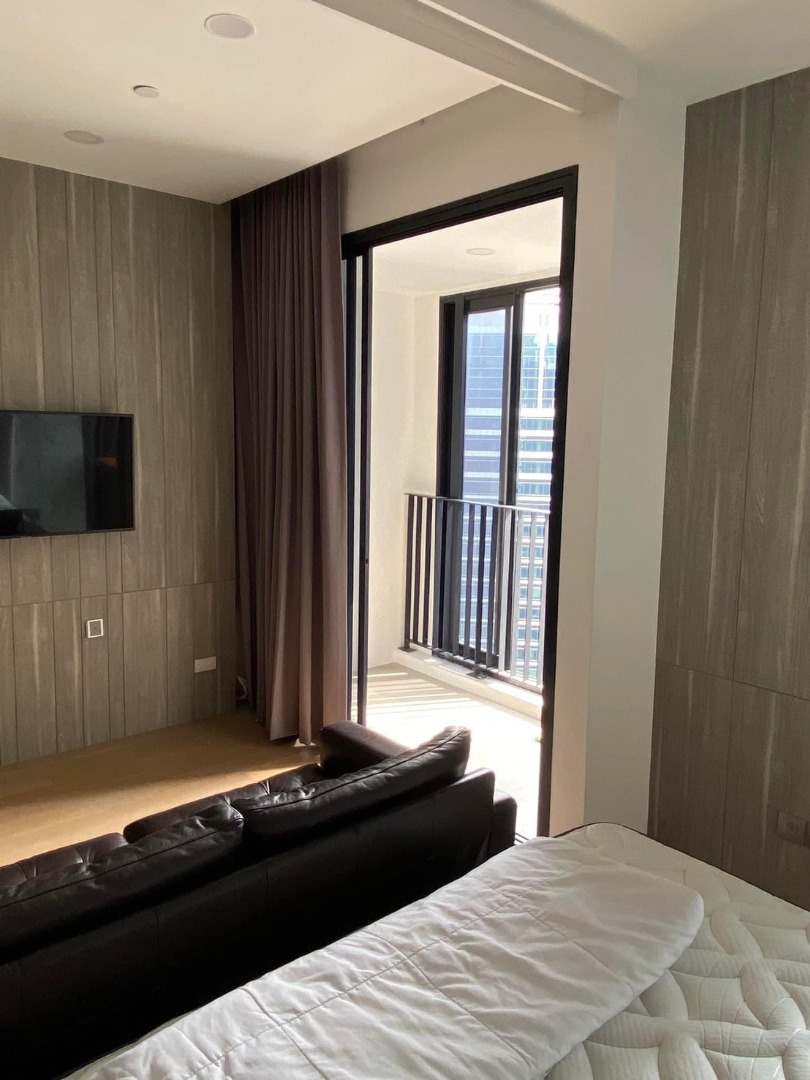 ขายคอนโด Ashton Chula-Silom ห้องมุมกระจกโค้ง