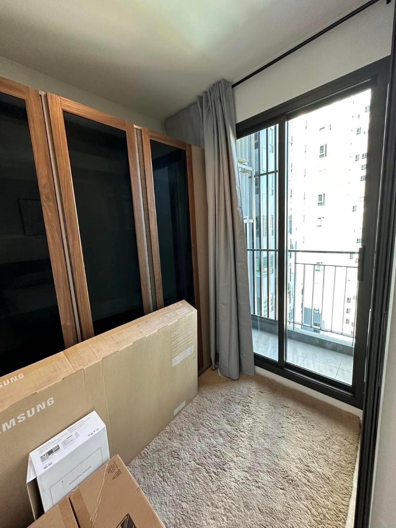 Life Sathorn Sierra ติดรถไฟฟ้าสถานีตลาดพลู 