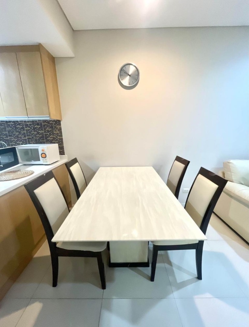 ให้เช่าคอนโดวิลล่า อโศก ติดMRT เพชรบุรี