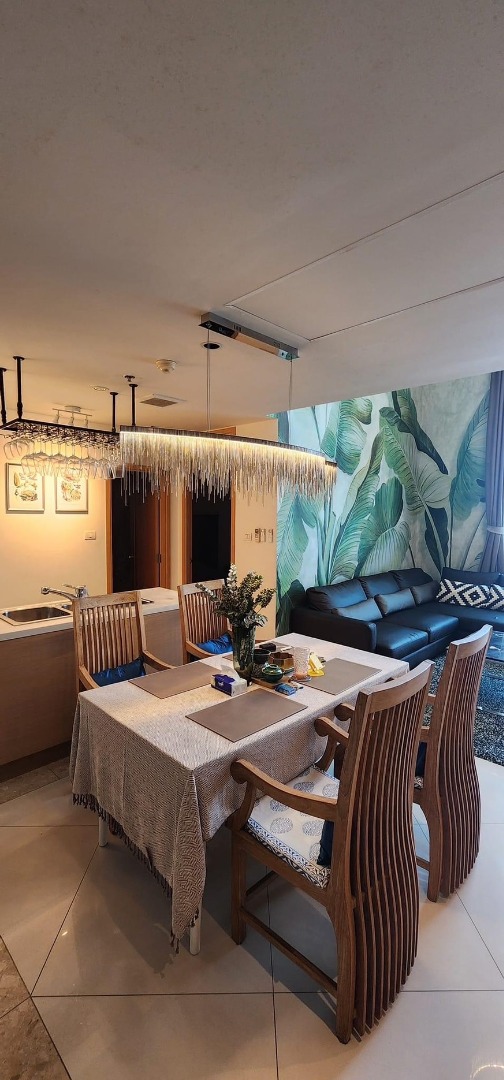 The Empire Place Sathorn 