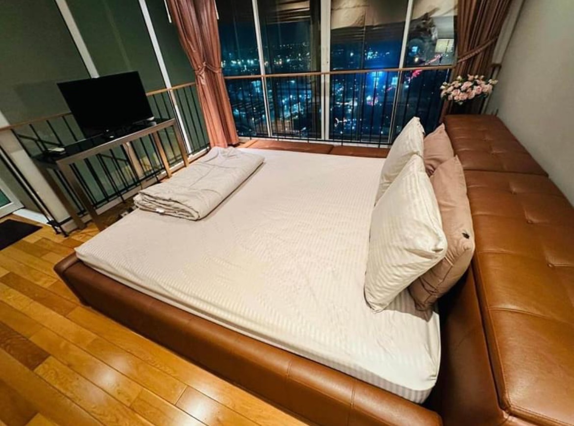 FOR RENT Condo The Emporio Place , Sukhumvit 24 