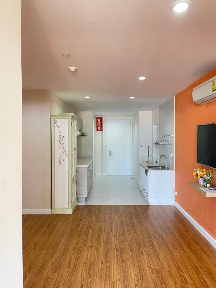 จามจุรี สแควร์ เรสซิเด้นส์ 1ห้องนอน 61ตรม.