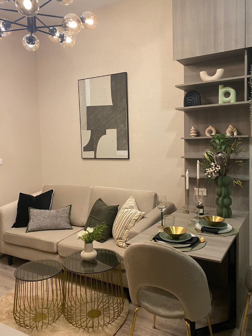 Knightsbridge Kaset Society