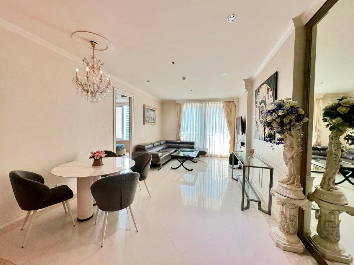 The Empire Place Sathon