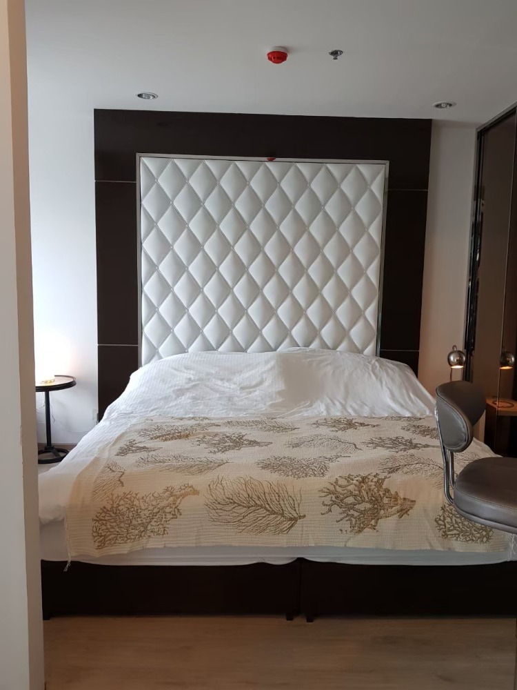 Ideo Q Chula-Samyan 1 นอน 1 ห้องน้ำ ชั้นสูง ตกแต่งอย่างดี พร้อมเข้าอยู่