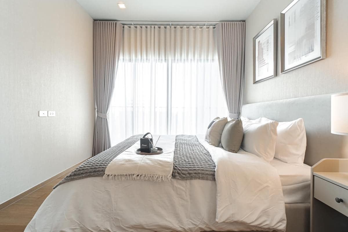 คอนโดติดรถไฟฟ้าพญาไท ใกล้สยาม ห้องใหญ่ 