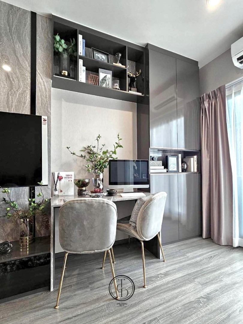 ห้องแต่งสวย Built-in จัดเต็ม แดดไม่ร้อนอยู่สบาย 